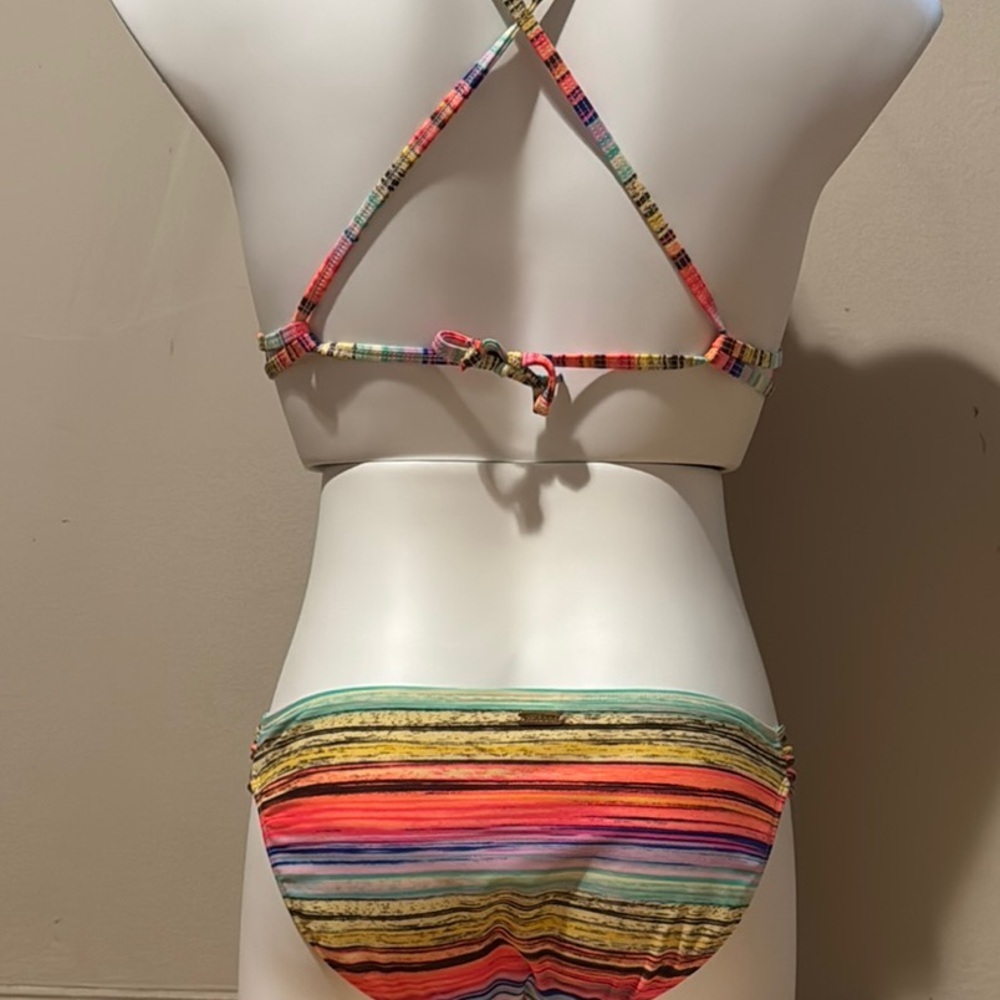Eidon Striped Bikini Set - Picture 2 of 6